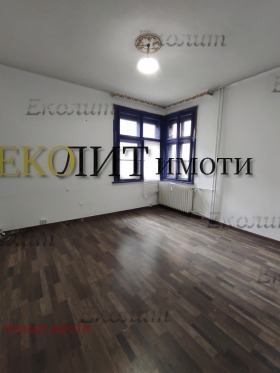 ОФИС, 100 m2
