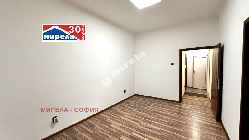 Дава под наем  Офис град София , Център , 100 кв.м | 41926737 - изображение [8]