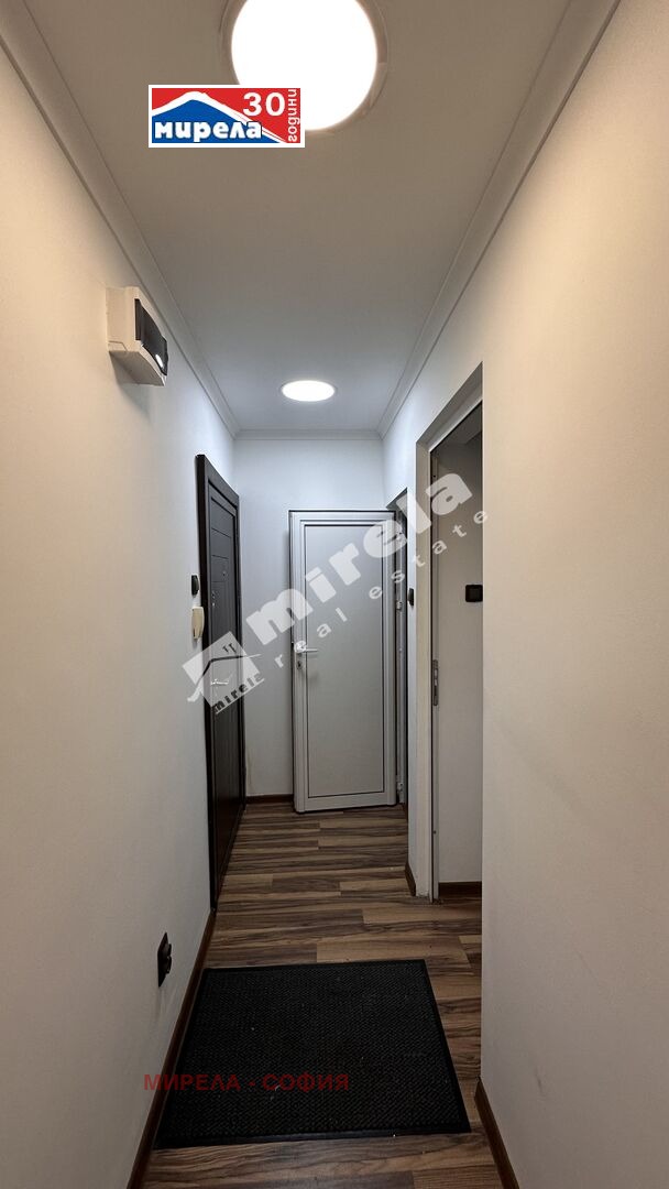 Дава под наем  Офис град София , Център , 100 кв.м | 41926737 - изображение [9]