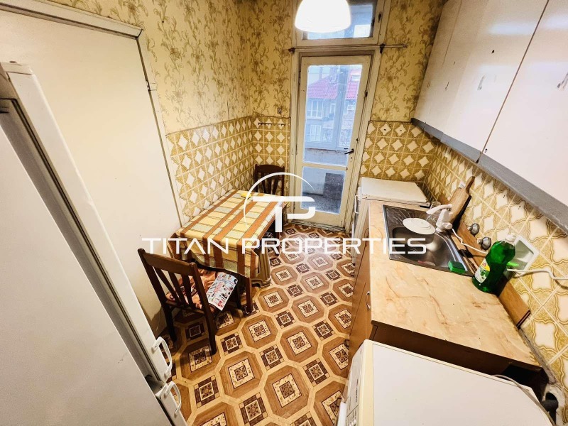 De inchiriat  2 dormitoare Burgas , Vâzrajdane , 74 mp | 73162884 - imagine [6]