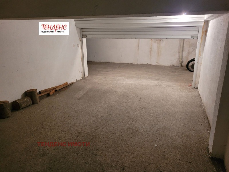 Дава под наем ГАРАЖ, ПАРКОМЯСТО, гр. Кърджали, Възрожденци