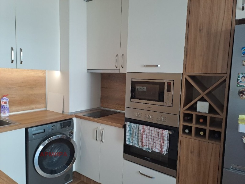 De inchiriat  1 dormitor Sofia , Bâcston , 55 mp | 53354154 - imagine [3]