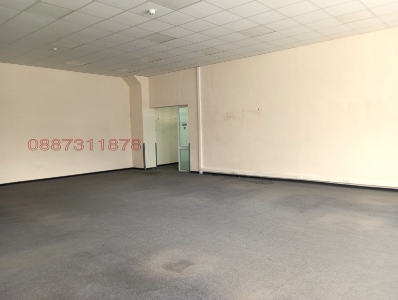Дава под Наем ОФИС в град София, 7-ми 11-ти километър - 274 кв.м / 2 192 € » 4 287.18 лв.