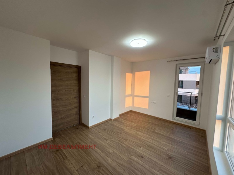 De inchiriat  1 dormitor Sofia , Țentâr , 650 mp | 10973585 - imagine [6]