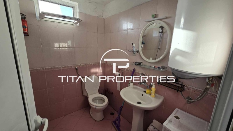 Дава под наем ЕТАЖ ОТ КЪЩА, гр. Варна, м-т Долна Трака, снимка 8 - Етаж от къща - 51591259