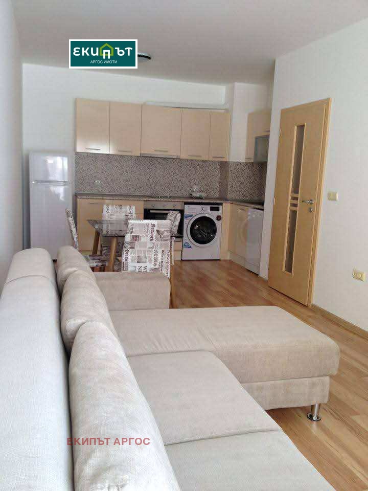 Дава под наем 2-СТАЕН, гр. Варна, Левски 1