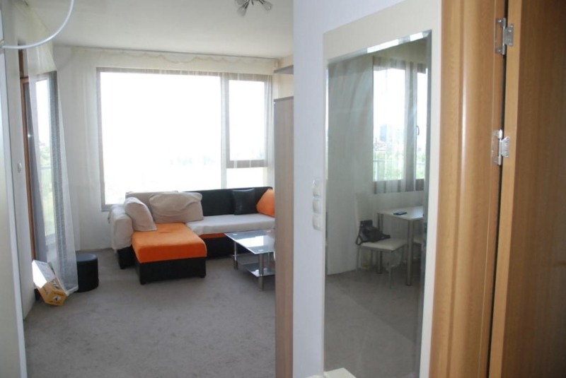 A louer  1 chambre Sofia , Manastirski livadi , 73 m² | 99771651
