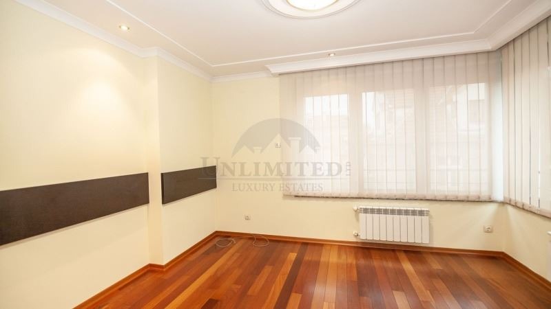 Da affittare  Casa Sofia , Iavorov , 647 mq | 50815606 - Immagine [12]