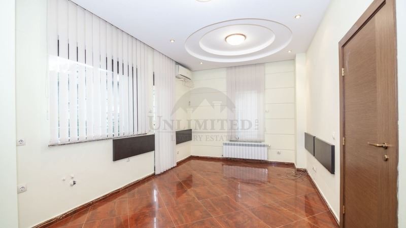Da affittare  Casa Sofia , Iavorov , 647 mq | 50815606 - Immagine [8]