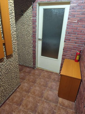 1-стаен град София, Банишора 8
