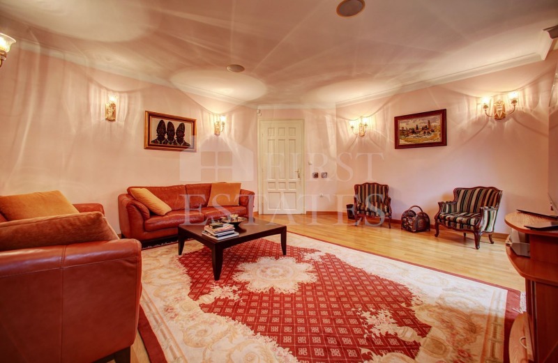 Kiralık  3 yatak odası Sofia , Centar , 195 metrekare | 11080840 - görüntü [3]