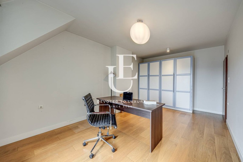 Para alugar  3 quartos Sofia , Strelbichtche , 220 m² | 23331133 - imagem [14]