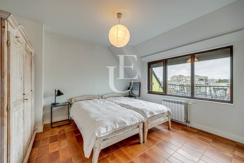 Para alugar  3 quartos Sofia , Strelbichtche , 220 m² | 23331133 - imagem [16]