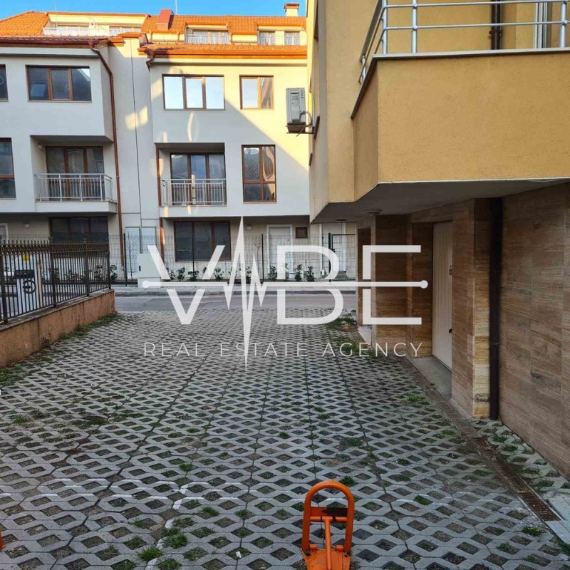 Kiadó  Гараж, Паркомясто Sofia , Manastirski livadi , 8 négyzetméter | 42857574 - kép [2]