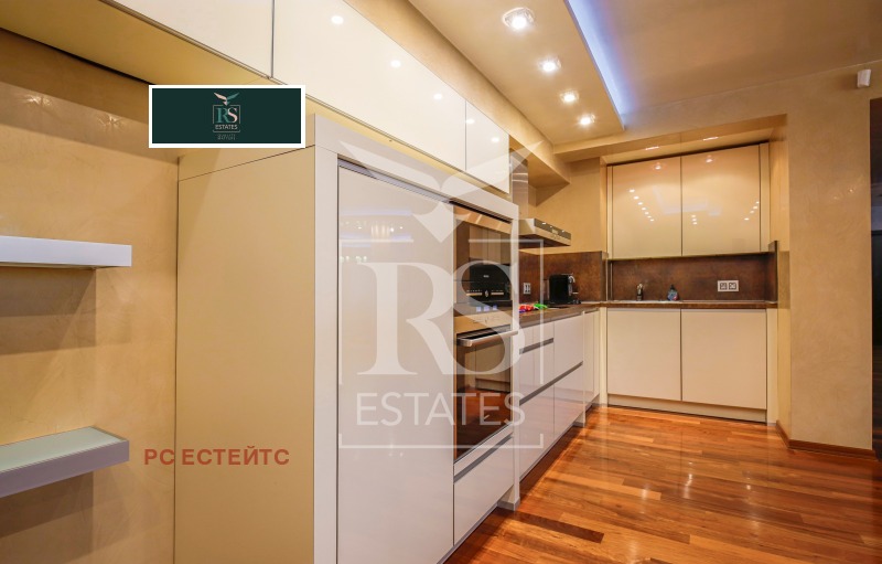 Zu vermieten  1 Schlafzimmer Sofia , Zentar , 107 qm | 39154887 - Bild [10]