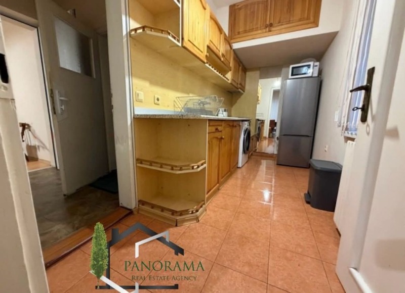 Дава под наем ЕТАЖ ОТ КЪЩА, гр. Шумен, Херсон, снимка 7 - Етаж от къща - 53231090