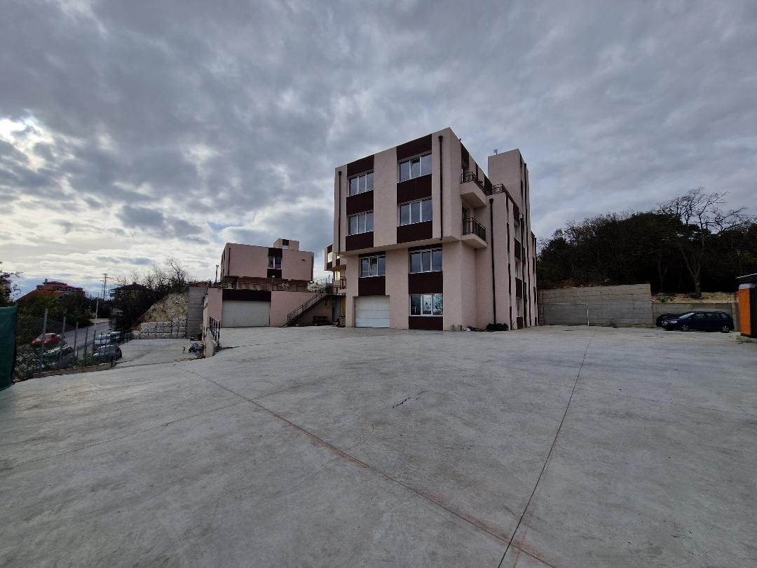 Дава под наем 3-СТАЕН, гр. Варна, Изгрев, снимка 11 - Апартаменти - 53839737