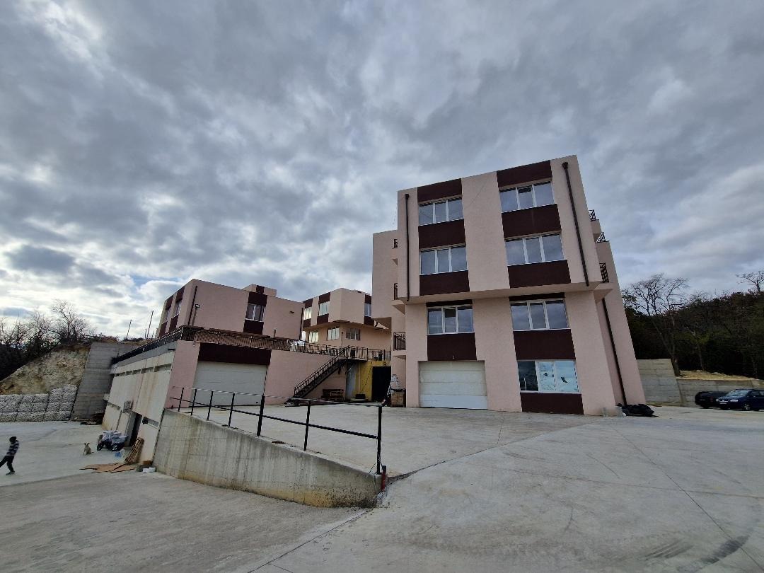 Дава под наем 3-СТАЕН, гр. Варна, Изгрев, снимка 6 - Апартаменти - 53839737