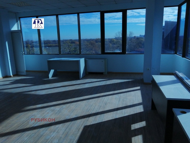 Дава под Наем ОФИС в град Пловдив, Индустриална зона - Север - 180 кв.м / 900 € » 1 760.25 лв., РУБИКОН