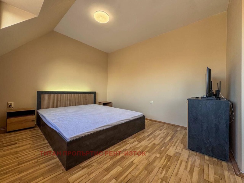 Дава под наем 2-СТАЕН, гр. Бургас, Център, снимка 4 - Апартаменти - 52546899