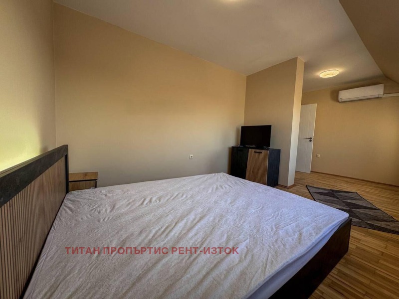 Дава под наем 2-СТАЕН, гр. Бургас, Център, снимка 3 - Апартаменти - 52546899