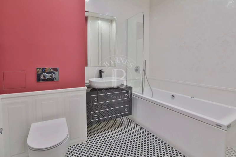 Издаје се  2 спаваће собе Софија , Лозенец , 148 м2 | 32454850 - слика [12]