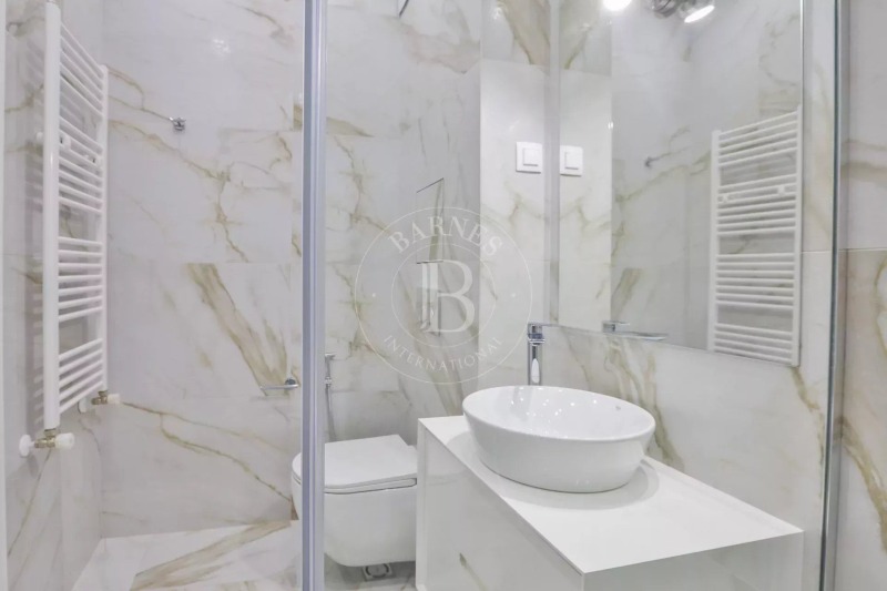 Издаје се  2 спаваће собе Софија , Лозенец , 148 м2 | 32454850 - слика [8]