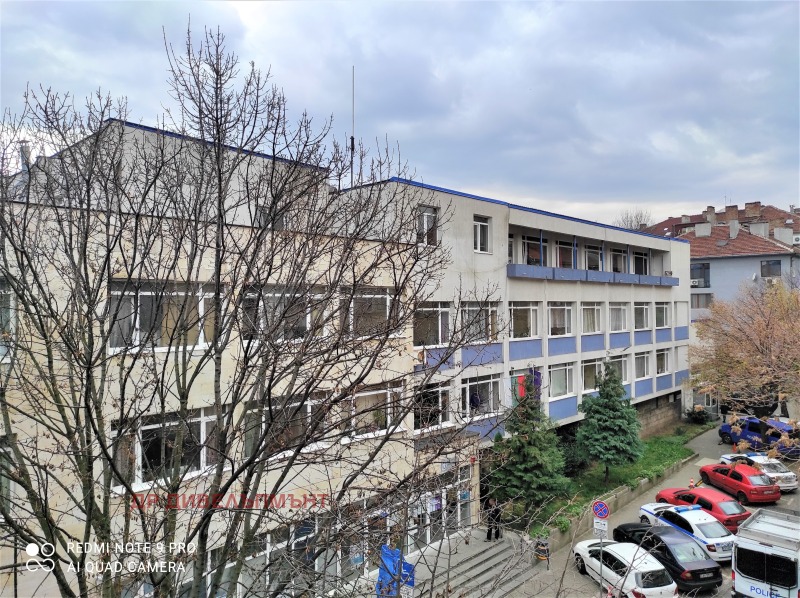 Издаје се  Студио Софија , Обориште , 32 м2 | 22659343