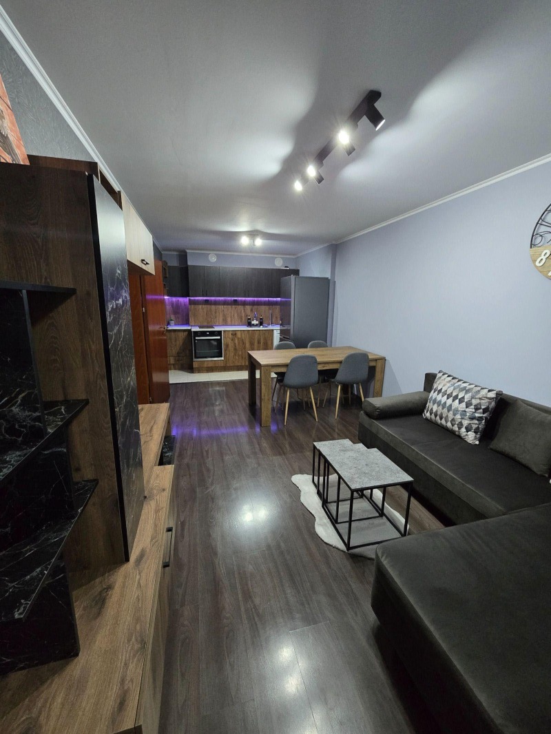 Дава под наем 2-СТАЕН, гр. София, Толстой, снимка 3 - Апартаменти - 52834149