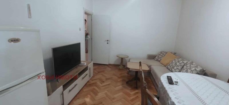 Издаје се  2 спаваће собе Пловдив , Кјучук Париж , 85 м2 | 75727003