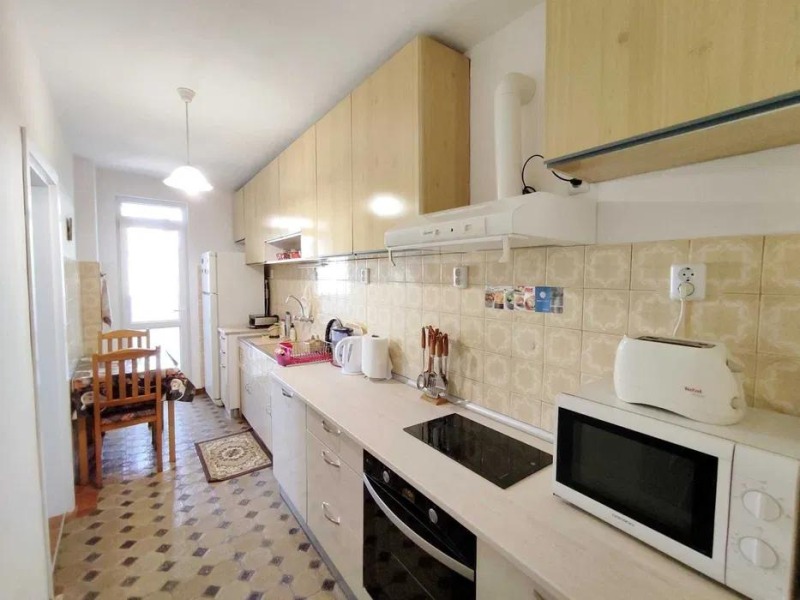 Vuokrattavana  3 makuuhuonetta Varna , VINS-Tšerven ploštad , 110 neliömetriä | 49916673 - kuva [4]