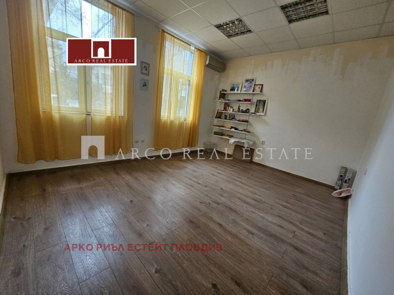 For Rent  Office Plovdiv , Tsentar , 140 sq.m | 47426966 - image [4]