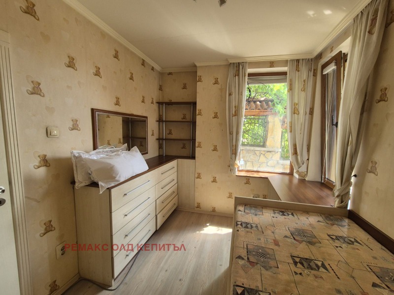 Дава под наем  Етаж от къща град Велико Търново , Център , 90 кв.м | 93902389 - изображение [7]