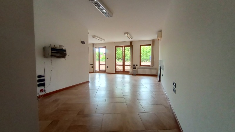 Te huur  Kantoor Sofia , Lozenets , 120 m² | 42161869 - afbeelding [10]