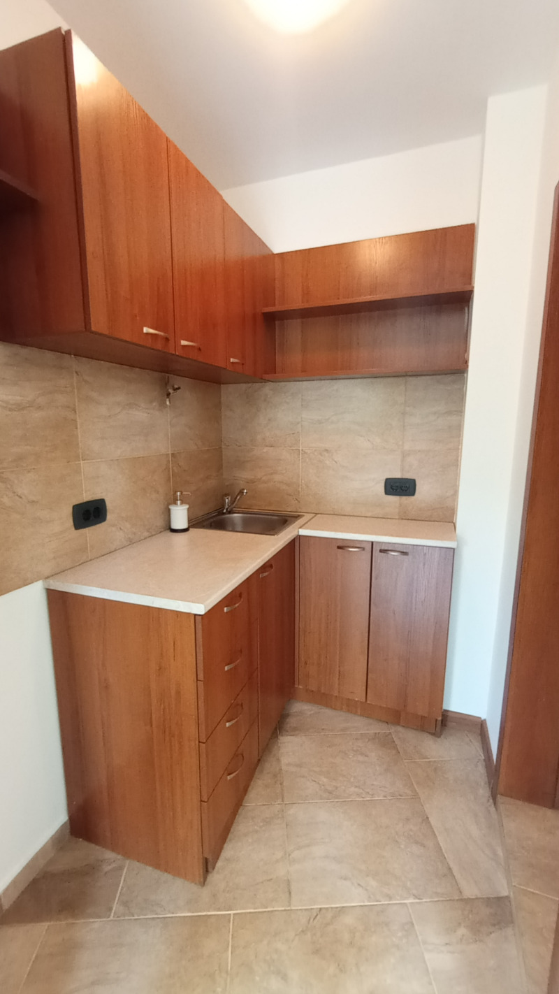 Te huur  Kantoor Sofia , Lozenets , 120 m² | 42161869 - afbeelding [15]