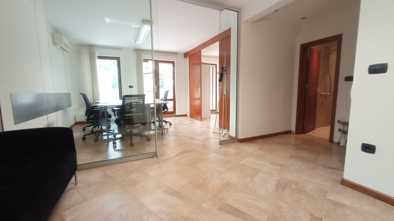Te huur  Kantoor Sofia , Lozenets , 120 m² | 42161869 - afbeelding [9]