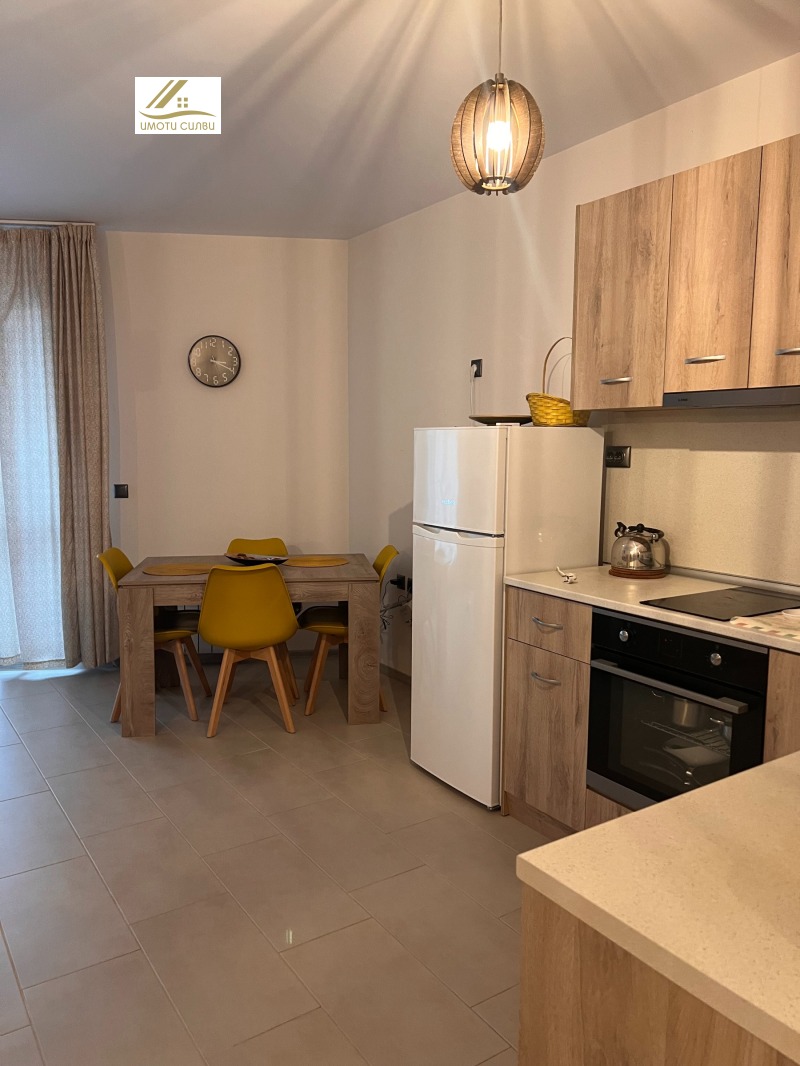 Zu vermieten  1 Schlafzimmer Plewen , Idealen zentar , 74 qm | 88114524 - Bild [3]
