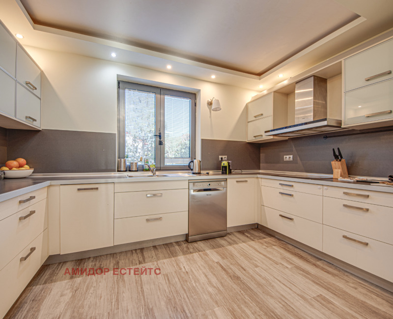 K pronájmu  Dům Sofia , Simeonovo , 360 m2 | 64444277 - obraz [4]