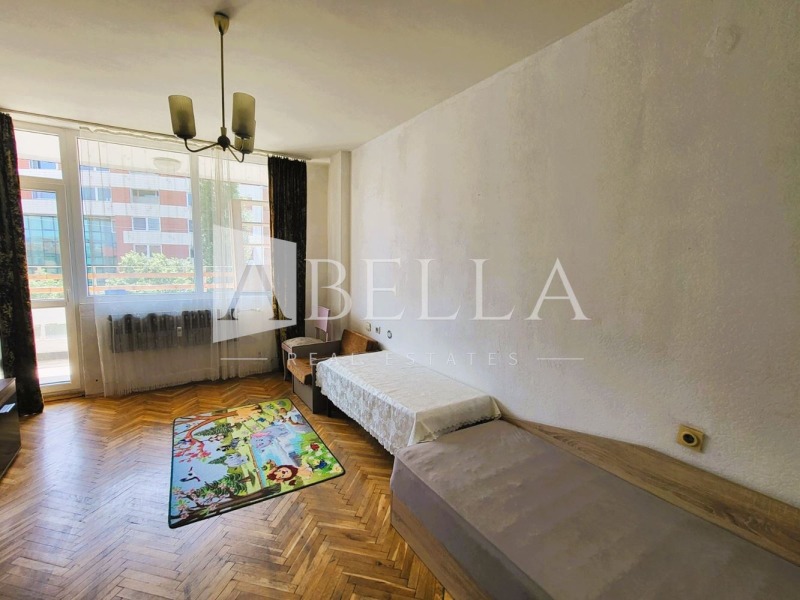 K pronájmu  2 ložnice Sofia , Borovo , 75 m2 | 53912303 - obraz [2]