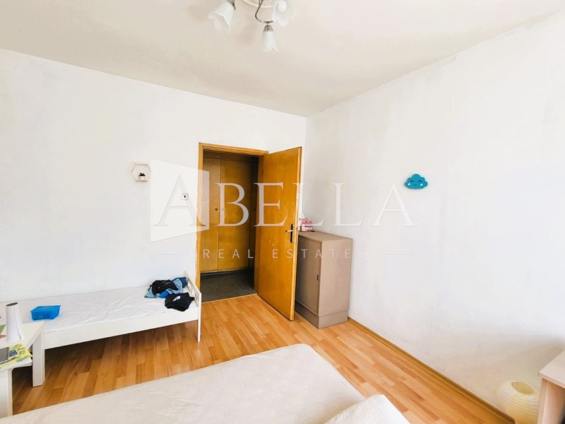 K pronájmu  2 ložnice Sofia , Borovo , 75 m2 | 53912303 - obraz [10]