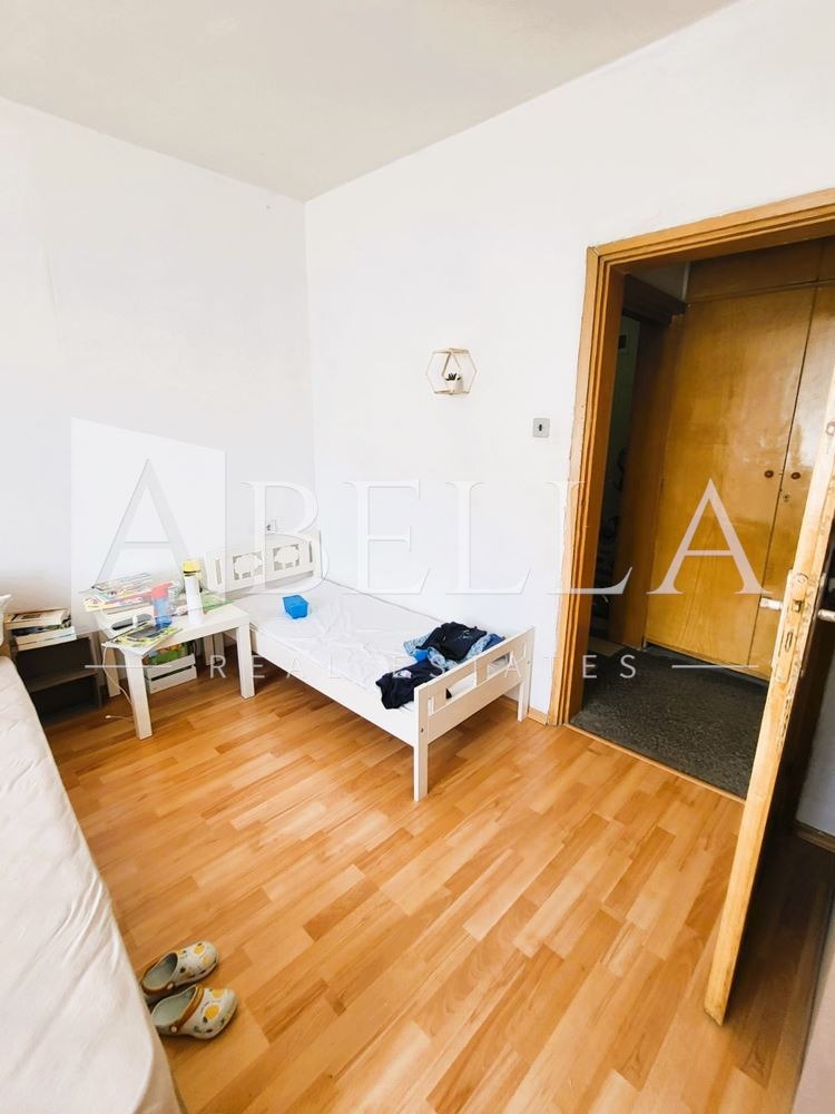 K pronájmu  2 ložnice Sofia , Borovo , 75 m2 | 53912303 - obraz [9]