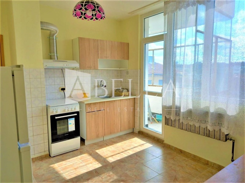 K pronájmu  2 ložnice Sofia , Borovo , 75 m2 | 53912303 - obraz [6]