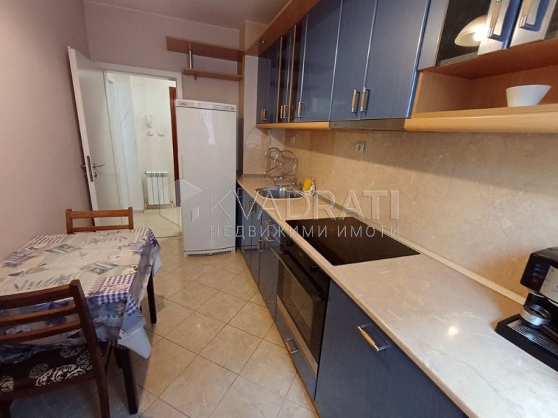 Zu vermieten  1 Schlafzimmer Plowdiw , Karschijaka , 65 qm | 84427809 - Bild [4]