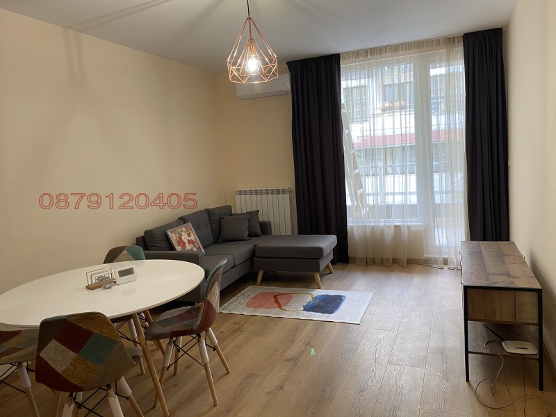 Дава под наем 2-СТАЕН, гр. София, Хладилника