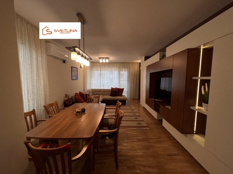 A louer  2 chambres Sofia , Vitocha , 104 m² | 59961880