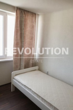 Studio Levsci 1, Varna