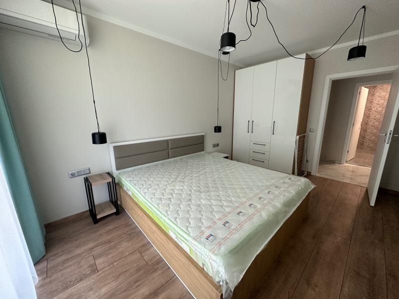 K pronájmu  1 ložnice Sofia , Banišora , 66 m2 | 73339080 - obraz [4]