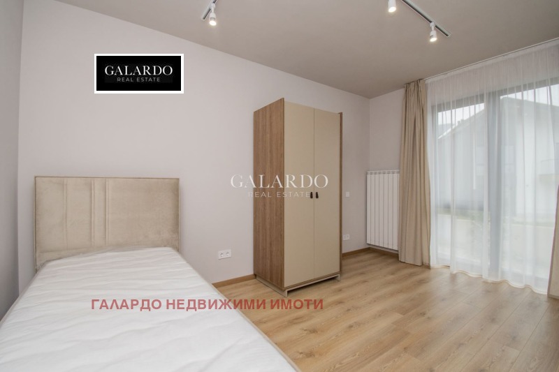 Vuokrattavana  Talo Sofia , Simeonovo , 208 neliömetriä | 85095832 - kuva [16]