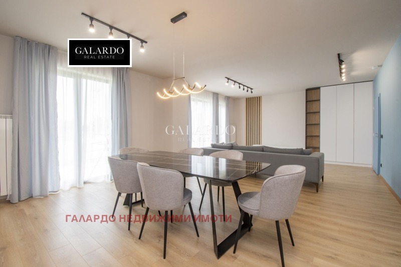 Vuokrattavana  Talo Sofia , Simeonovo , 208 neliömetriä | 85095832 - kuva [4]