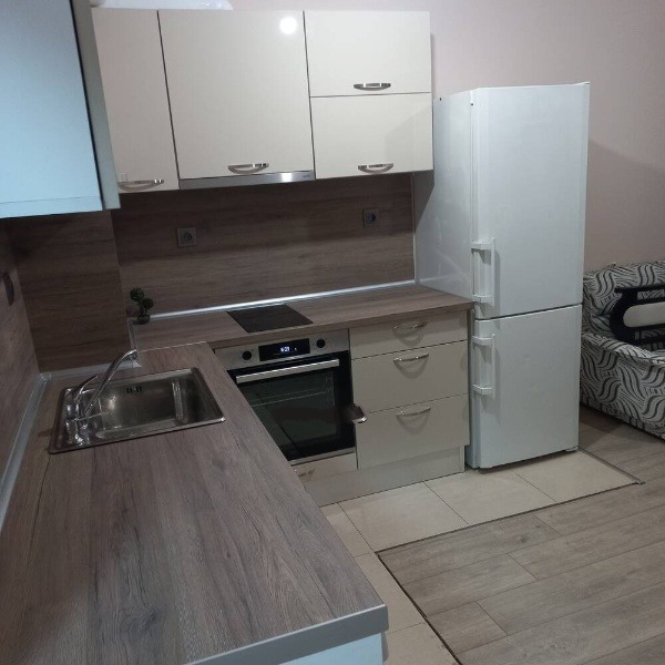 Para alugar  1 quarto Plovdiv , Hristo Smirnenski , 60 m² | 45764424